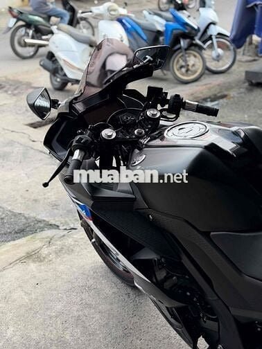 Yamaha R15V3 2018 Đen 33000 KM Biển SG 9 chủ
