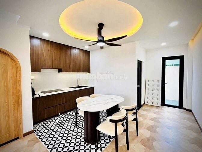 Nhà gần chợ Bến Thế, sạch đẹp full nội thất mới, giá 6.5 triệu/tháng