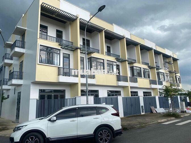 Cho thuê cặp góc Phước Đông New City 15tr