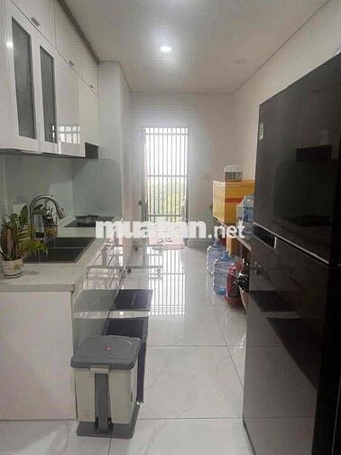 Cho thuê 2PN 85m2 Diamond Alnata, Full nội thất, view mát, giá 17,5tr