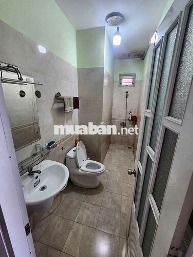Hiện nhà mình trống 3 phòng đi lại tự do cần cho thuê