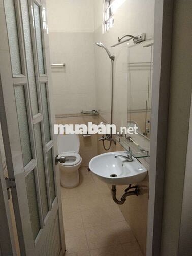 Hiện nhà mình trống 3 phòng đi lại tự do cần cho thuê