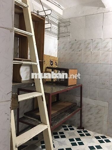 Nhà nhỏ 3 tầng Điều hòa bình nóng lạnh Trương Định