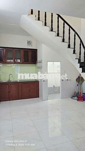 💥Cho thuê nhà 1trệt 1lầu 2pn 2wc 1bếp DT 4X12 Hẽm.otô thông