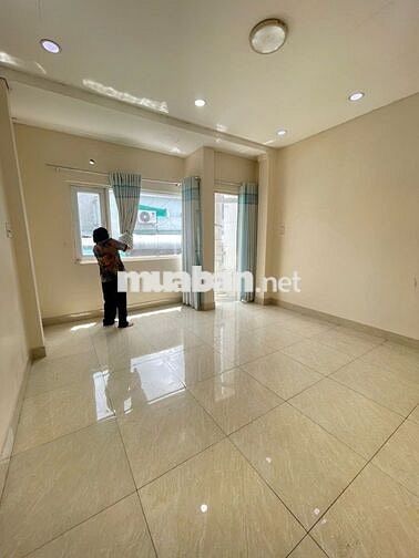 Cho thuê nhà Lê Đình Cẩn & TL10, 2 tầng, 4 x 13m, hẻm xe hơi