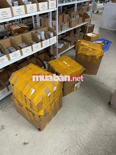 8 NHÂN VIÊN MARKETING & SALES, THIẾT KẾ, ĐÓNG HANG