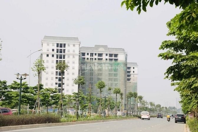 Bán căn góc 3PN 115m2 hướng ĐN ngay ngã tư Lê Quang Đạo