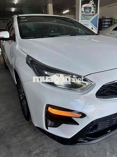 Kia Cerato Premium 2019 Trắng Xăng 2.0