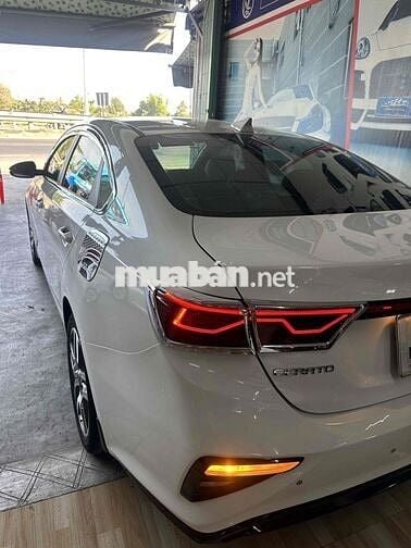 Kia Cerato Premium 2019 Trắng Xăng 2.0