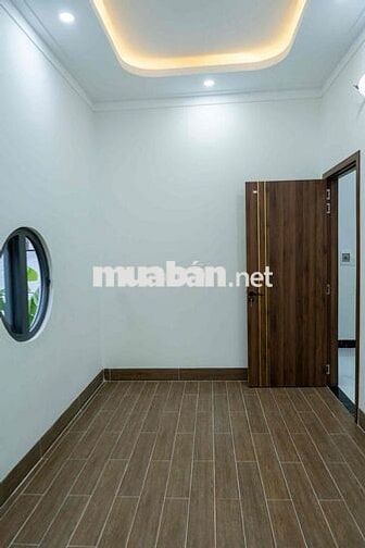 NHÀ LẦU MỚI HOÀN THIỆN KHU DÂN CƯ PHƯỜNG LONG CHÂU