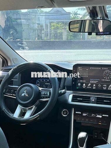 Mitsubishi Xpander Premium 1.5L AT 2026 Trắng