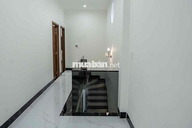 NHÀ LẦU MỚI HOÀN THIỆN KHU DÂN CƯ PHƯỜNG LONG CHÂU