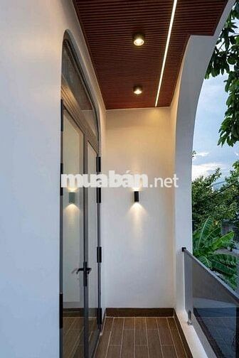 NHÀ LẦU MỚI HOÀN THIỆN KHU DÂN CƯ PHƯỜNG LONG CHÂU