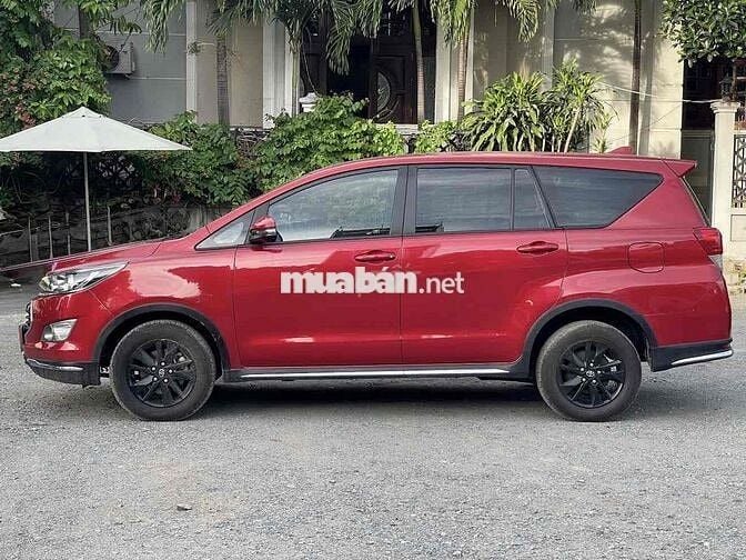 Toyota Innova Vetuner 2018 Số tự động Xăng Đỏ