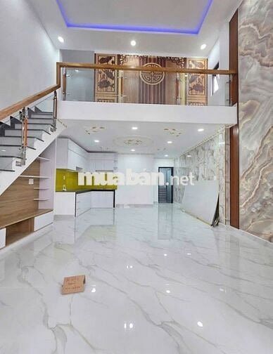 Cần bán gấp nhà 2PN / 1NVS Hóc Môn diện tích 72,7 m2 giá 1 tỷ 050