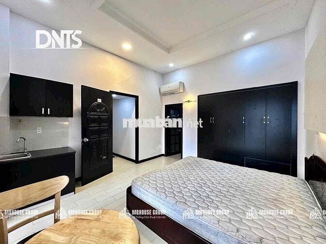 Balcony 1PN_Bồn Tắm_Tôn Đức Thắng_Cầu Bason_Công Trường Mê Linh_Quận 1
