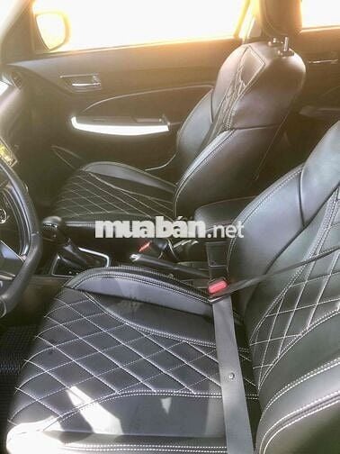 Suzuki Swift GLX 2019 Xanh bơ 70000 km