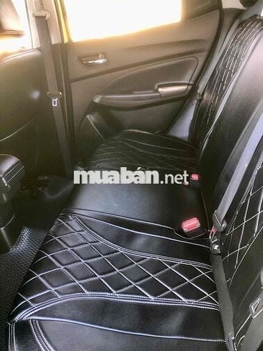 Suzuki Swift GLX 2019 Xanh bơ 70000 km