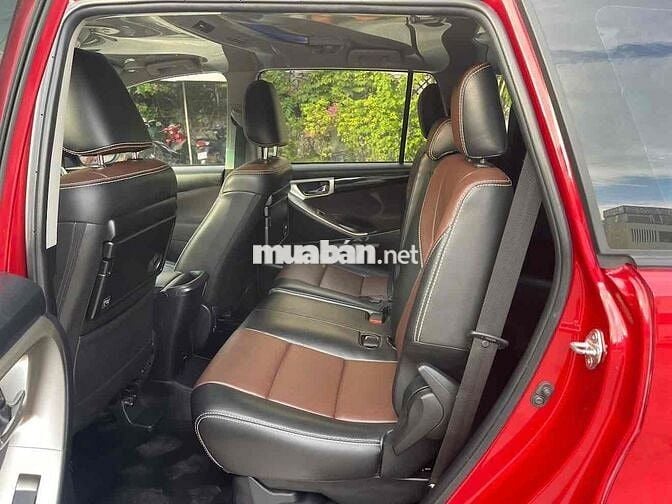 Toyota Innova Vetuner 2018 Số tự động Xăng Đỏ