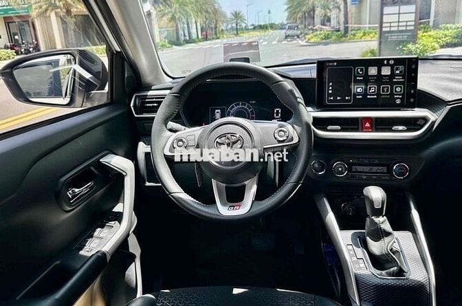 Toyota Raize 1.0Turbo 2024 Trắng 15.000km