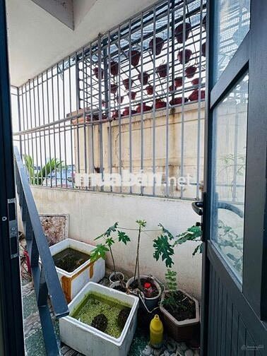 Nhà 4 tầng 30m² Nam Dư 3 Ngủ Tiềm Năng, có chỗ để xe máy riêng