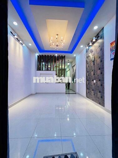 Cho Thuê Nhà Mới Sạch Sẻ DT 4x17 1Trệt 3Lầu 4Pn 5Wc Sân Thượng Hẻm Tải