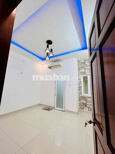 Cho Thuê Nhà Mới Sạch Sẻ DT 4x17 1Trệt 3Lầu 4Pn 5Wc Sân Thượng Hẻm Tải