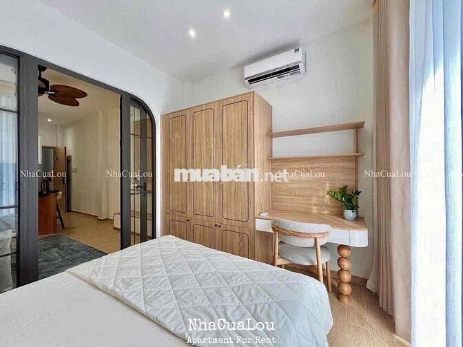 Căn hộ 1 phòng ngủ full nội thất ban công đường Trần Hưng Đạo quận 1
