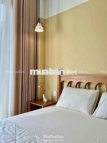Căn hộ 1 phòng ngủ full nội thất ban công đường Trần Hưng Đạo quận 1