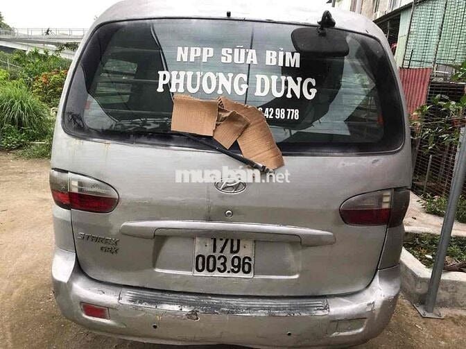Hyundai County 2004 Bạc Tự động 6 chỗ