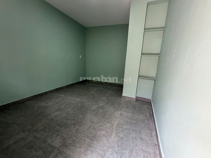 Bán nhà hẻm xe hơi Trường Chinh, DT 4.5x12.6m, 2 tầng, Giá 4.68 tỷ 