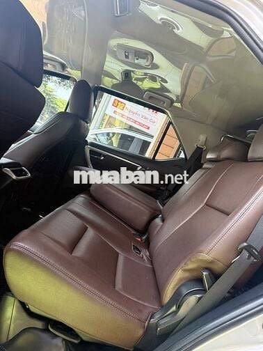 Toyota Fortuner 2019 số sàn