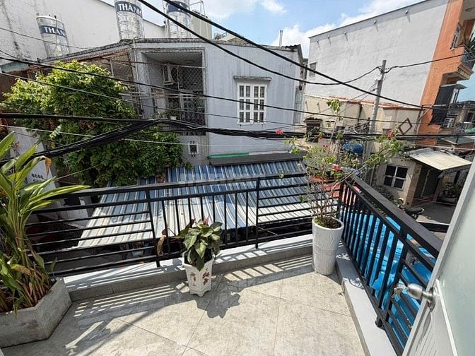 Bán nhà hẻm xe hơi Trường Chinh, DT 4.5x12.6m, 2 tầng, Giá 4.68 tỷ 