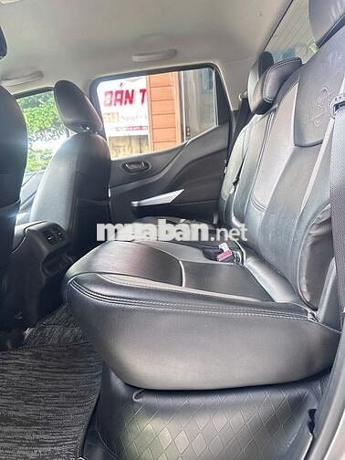 Nissan Navara 2023 Số tự động Xám