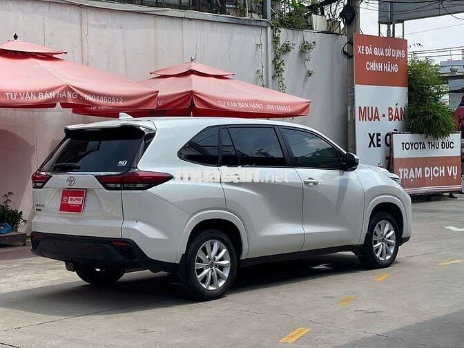 Innova Cross V 2025 Lướt 15.941 km - Giá Còn Giảm