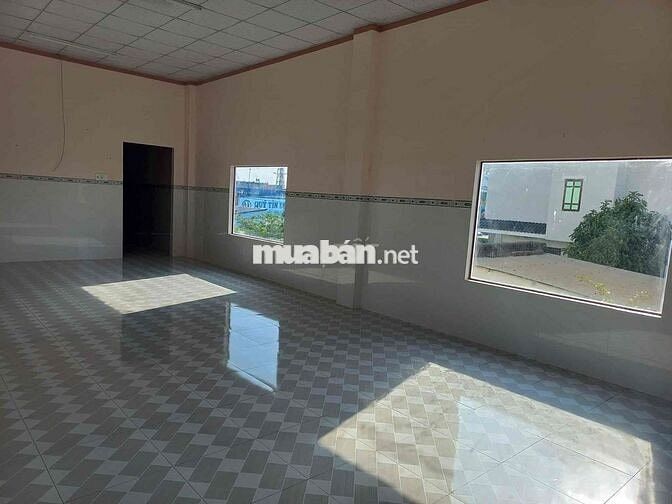 nhà cần bán nhà 1 lầu+ 1 trệt như hình