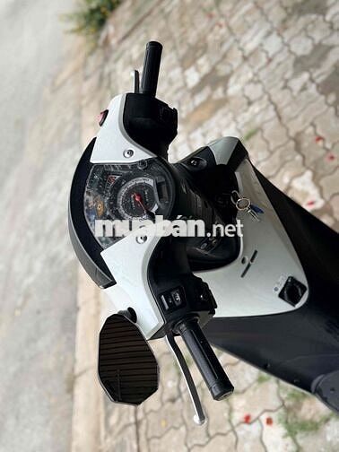 Honda SH150 Ý 2011 Trắng