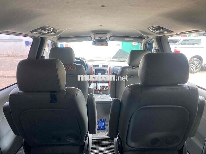 Kia Carnival 2009 Tự động Vàng cát