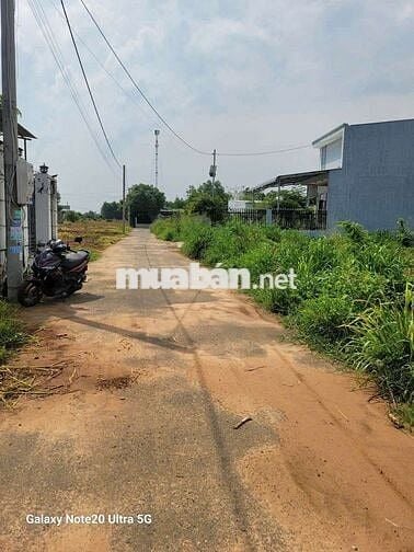 bán đất ngay trung tâm hắc dịch,phú mỹ đg nhựa thông,dt:6x20 giá 990tr