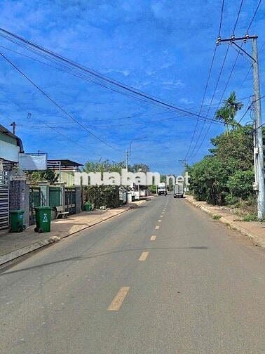 Nền thổ cư sổ riêng sát trung tâm Long Khánh giá dưới 1ty