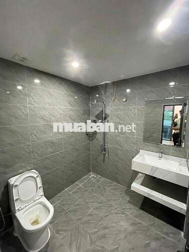 Phân lô phố Lĩnh Nam 35m2 x5T giá 6.5 tỷ sổ đỏ CC 2 thoáng dân xây bao
