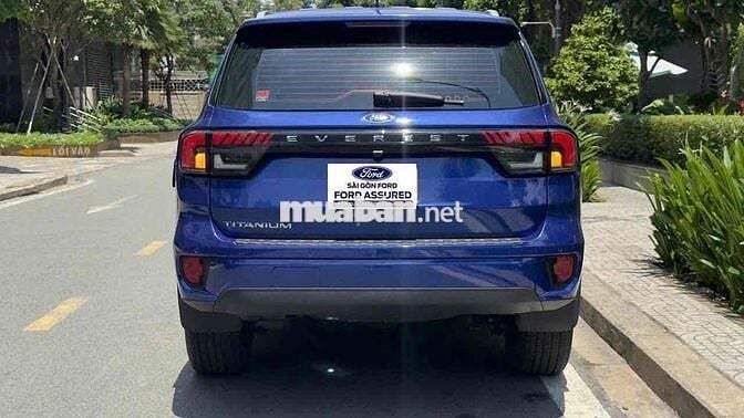 Everest Titanium Màu Xanh Đổi Màu Lúc Mua Mới