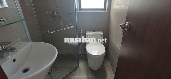 Cho thuê cc 2pn2wc, 6.2tr gần ngã tư Thủ Đức 