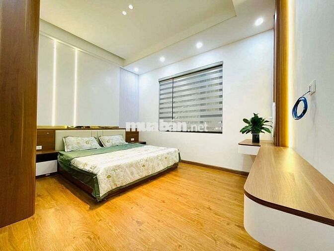 BÁN NHÀ Y HÌNH 38M, 4T, MT4,5M, 9,5 TỶ , VŨ TÔNG PHAN, THANH XUÂN.