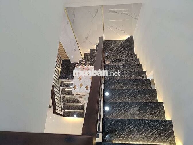 NGUYỄN SỸ SÁCH, NGAY CHỢ TÂN TRỤ, HXH, 2 TẦNG BTCT, 37M² CHỈ NHỈNH 5TỶ