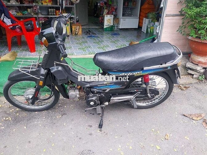 Honda Dream lùn Đen đã dọn lại