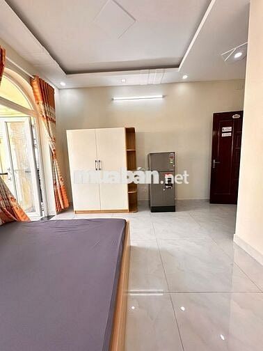 Chính chủ cho thuê chdv full nội thất Emart Phan Huy Ích