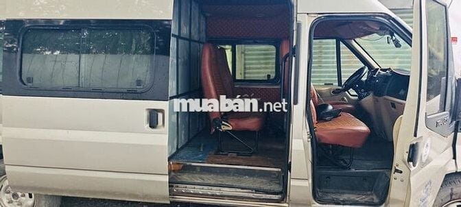 Ford Transit 2016 Vàng cát 6 chỗ