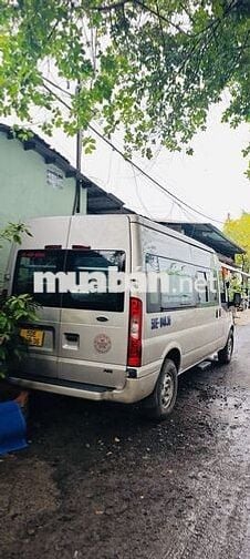 Ford Transit 2016 Vàng cát 6 chỗ