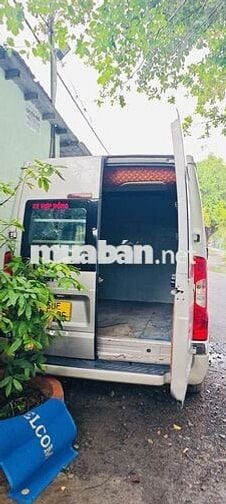 Ford Transit 2016 Vàng cát 6 chỗ